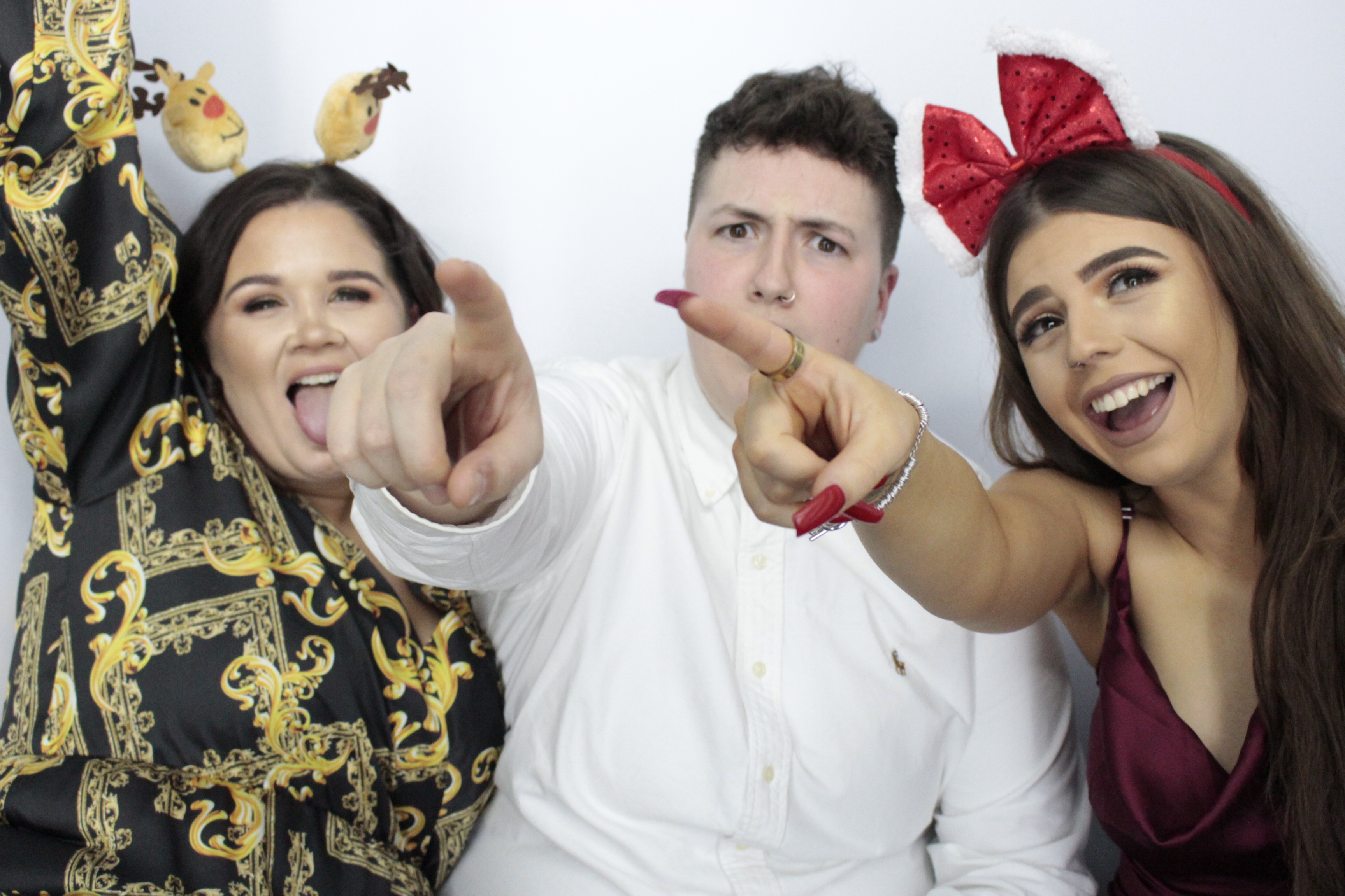 Fittleworth Medical Christmas Party | View more photos from the event at gallery.myphotoboothexperience.co.uk/u/MyPhotoBoothExperienceLtd/Fittleworth-Medical-Christmas-Party